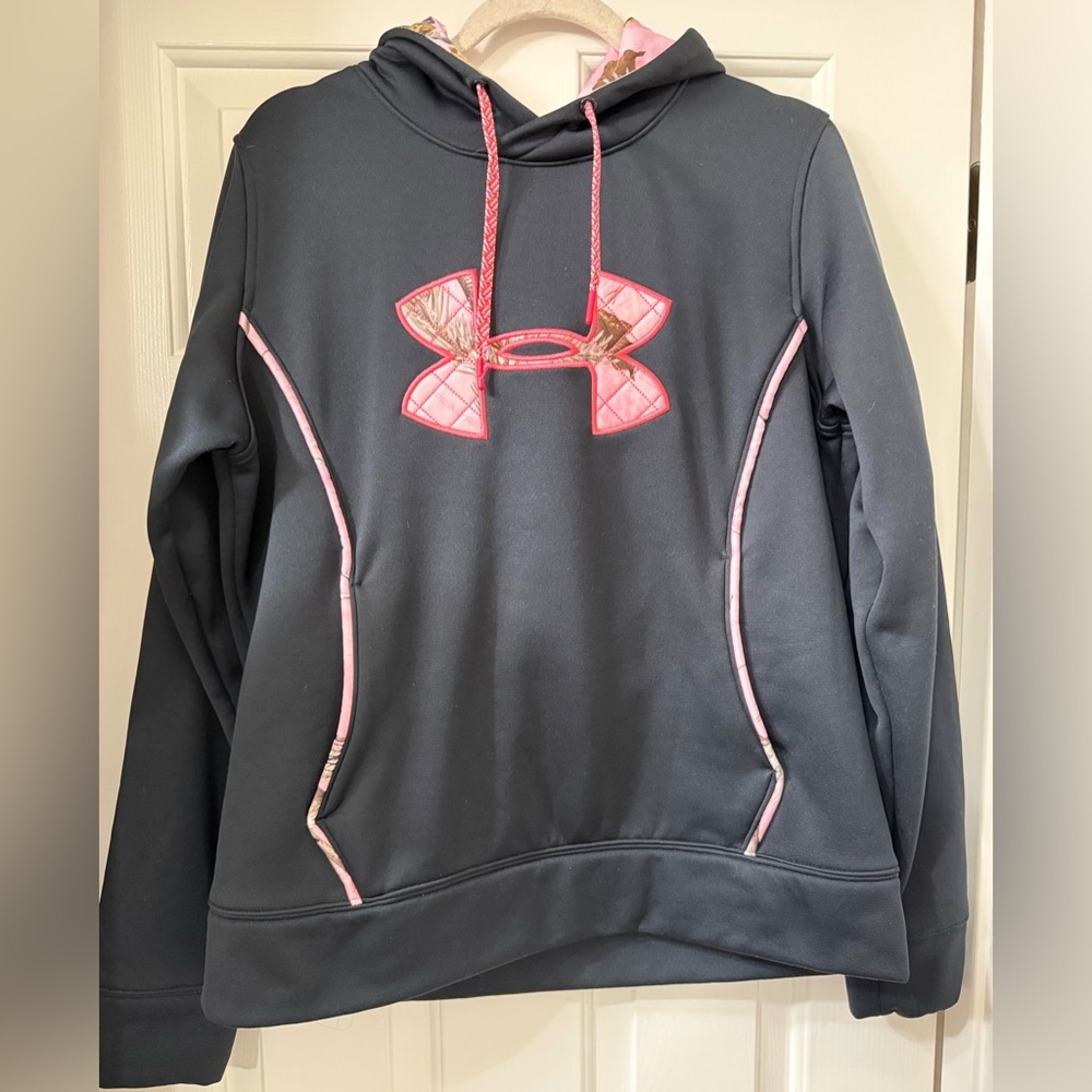 Under Armour Black and Pink Realtree Hoodie - size Large